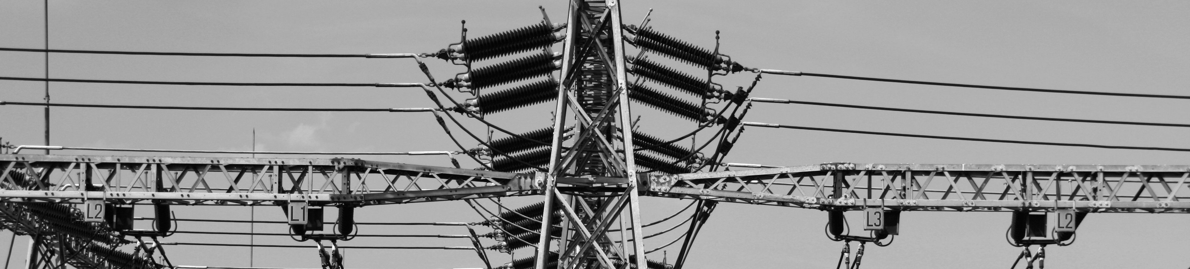 iStock_000003959829_Large_960x220_Sat-100.jpg